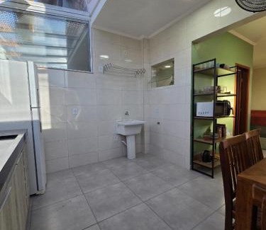 Maranduba Apartment | Apartamento a 250 metros da Praia do Sapê e Maranduba - Piscina e Ar condicionado