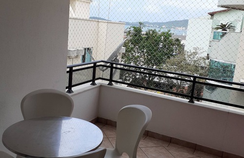 Bombas Apartment | Apartamento a 70 Metros do mar da Praia de Bombas