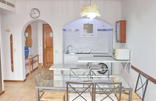 Centro Comercial Bahia Sur Apartment | Apartamento Bahia Sur al sol