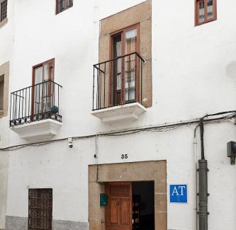 Plasencia Apartment | Apartamento Bari