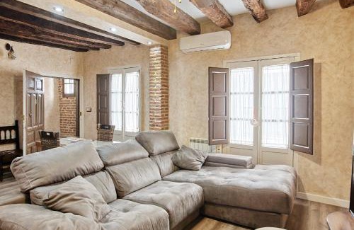 Plasencia Apartment | Apartamento Bari