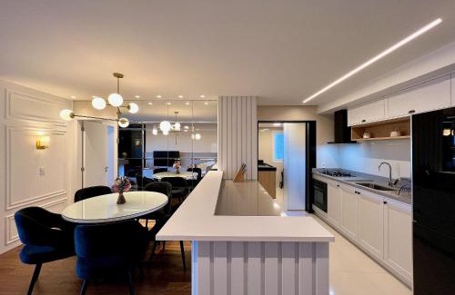 Quinta da Serra Apartment | Apartamento Beluno 3 dorm Canela by Achei