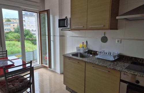 Figueras (Castropol) Apartment | Apartamento céntrico, tranquilo, buenas vistas
