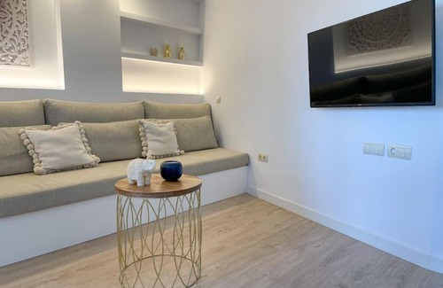 Torremolinos Apartment | Apartamento Calma Beach Home