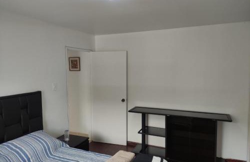 Chacao Apartment | Apartamento cerca del Boulevard de Sabana Grande y zona comercial