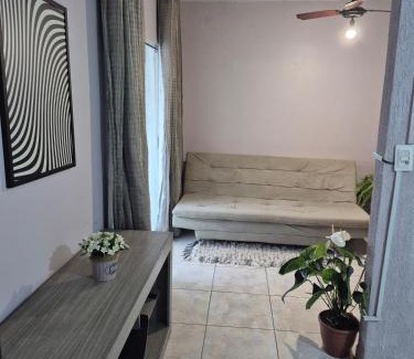 Pioneiros Apartment | Apartamento com Varanda Ampla, Garagem rotativa, a poucos metro da Praia