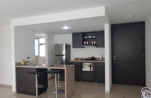 Los Patios Apartment | Apartamento, comodo cerca del Ecoparque con tobogan de agua y piscina con olas