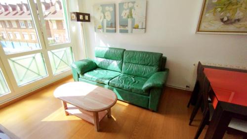 Somo Apartment | Apartamento con piscina y WIFI a 100 metros de la playa en Somo