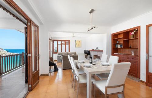 Cala Marcal Apartment | Apartamento Corb Mari 2 en la playa Cala Marsal!