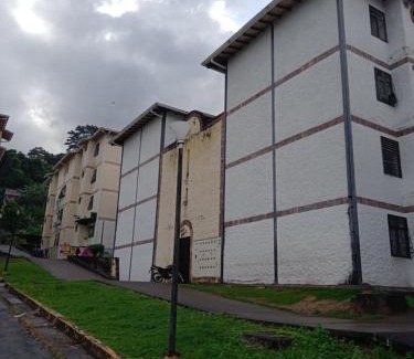 San Cristóbal Apartment | APARTAMENTo CUMBRES ANDINAS 3 Hab 5 personas