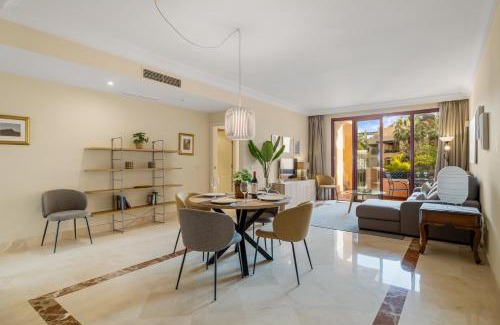 San Pedro de Alcantara Apartment | Apartamento de 2 dormitorios en Bahía de Alcántara