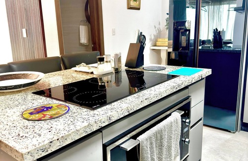 Yolanda Morales Apartment | Apartamento de Lujo en Torre Piantini