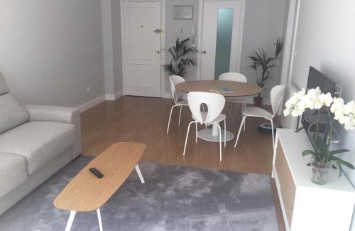 Casco Vello Apartment | Apartamento de La Luz Céntrico en Náutico -Parking