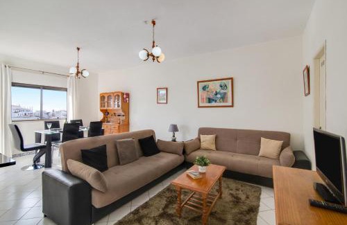 Montechoro Apartment | Apartamento Dois Pinheiros