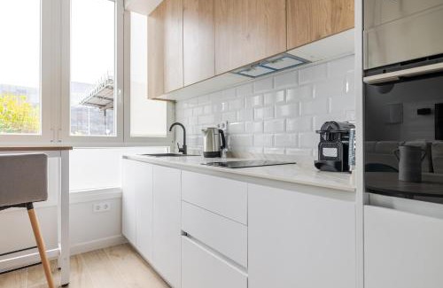 Cotos Apartment | Apartamento elegante en Castellana 4 Torres