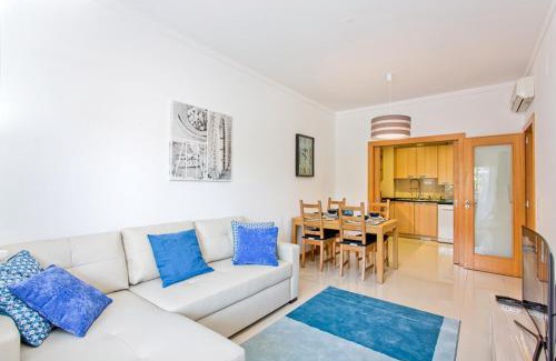 Areias de Sao Joao Apartment | Apartamento em Quinta da Barracuda