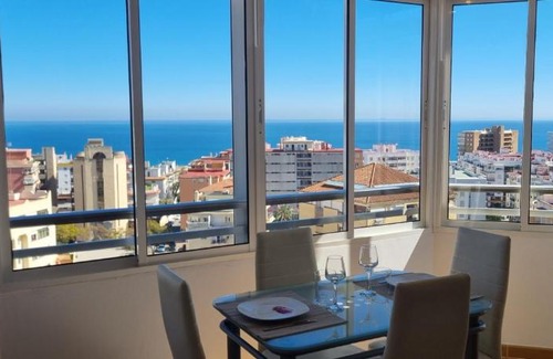 Torremolinos City Centre Apartment | APARTAMENTO en el CENTRO, 3 PERSONAS con VISTAS