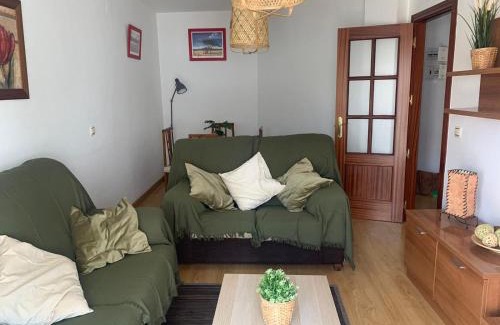 Cuevas del Becerro Apartment | Apartamento en Cuevas del Becerro