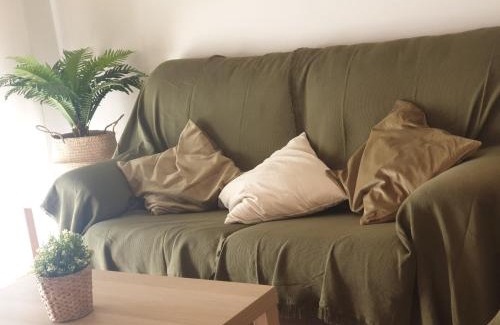 Cuevas del Becerro Apartment | Apartamento en Cuevas del Becerro