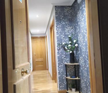 La Corredoria y Ventanielles Apartment | Apartamento en OVIEDO,WIFI
