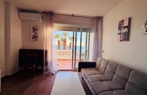 Almunecar Apartment | Apartamento en primera línea de playa