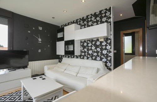 Valoria Apartment | Apartamento en Valoria con piscina