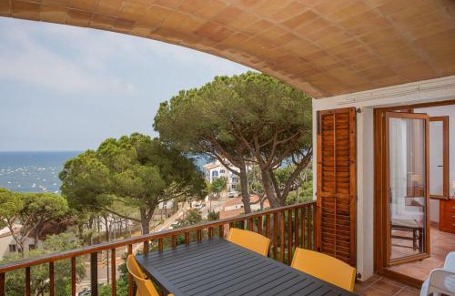 Calella de Palafrugell Apartment | Apartamento con espectaculares vistas al Mediterráneo