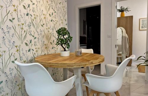 Jerez de la Frontera Old Town Apartment | Apartamento Clavel - Ole Solutions
