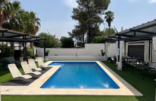 Villanueva del Ariscal Apartment | Apartamento 2, Chalet Manzano a 15" de Sevilla, a 30" del Aeropuerto de Sevilla