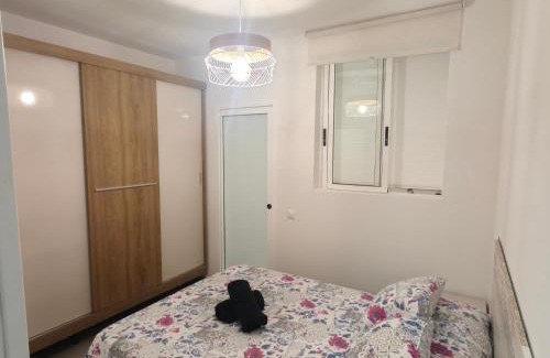 La Pineda Apartment | APARTAMENTO FAMILIAR a 100 mts de la Playa Reformado 2025 con WIFI