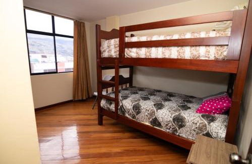 Parroquia Celiano Monge Apartment | Apartamento familiar en Ambato