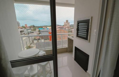Praia da Armacao do Itapocoroi Apartment | Apartamento Familiar III Próximo Beto Carrero e Praia