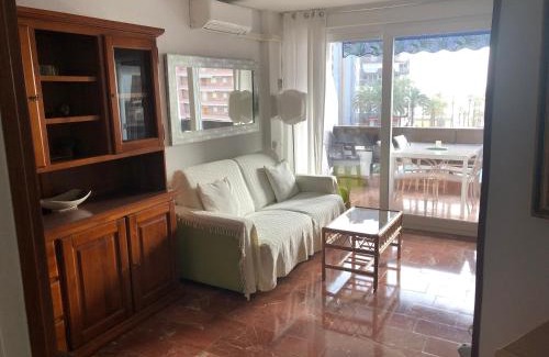 Playa de San Juan Apartment | Apartamento frente al mar (Avda costa Blanca)