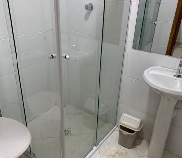 Florida Apartment | Apartamento frente mar com 3 suítes e 2 vagas de garagem