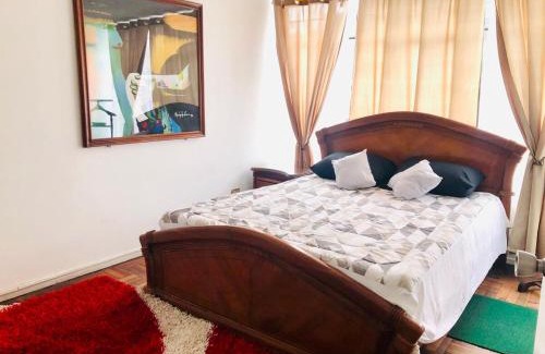 Franklin Tello Apartment | Apartamento Grande para tu comodidad-Large apartment for your comfort