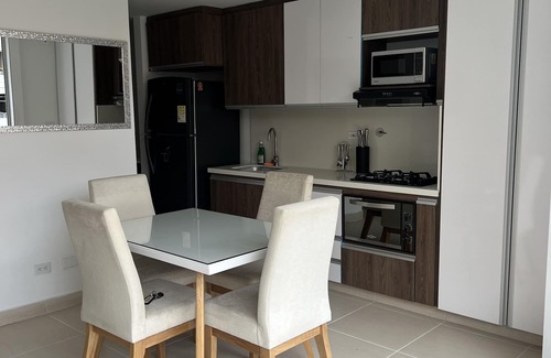 San Javier Apartment | Apartamento hermoso y central en Medellín laureles estadio cerca a la 70