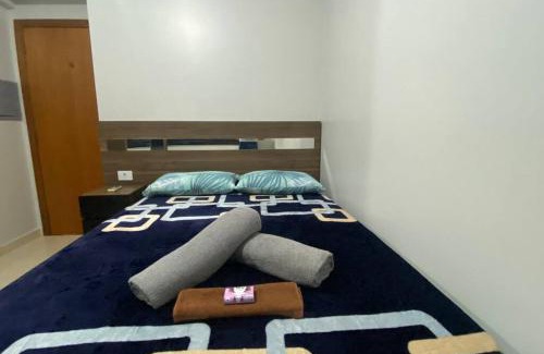 Jardim La Salle Apartment | Apartamento Inteiro - 2 Quartos com AC - Wifi 300mb - Cozinha Completa - 1 Vaga de Garagem - TV Smart 50 - Sacada - Indicado para Grupos, Hospedes a Trabalho, Família e Pets