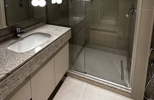 Marista Apartment | Apartamento Moderno e Novo de 1 Quarto no Marista