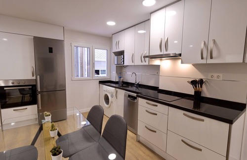 Centro y casco historico Apartment | Apartamento Moderno + Parking