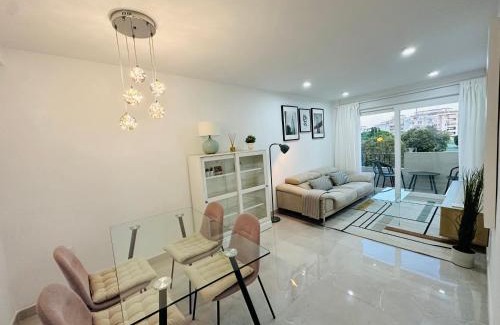 Cruz de Humilladero Apartment | Apartamento moderno y cómodo!