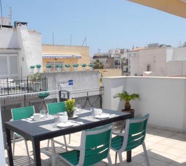 Sitges Town Center Apartment | Apartamento Montroig 3 Ático
