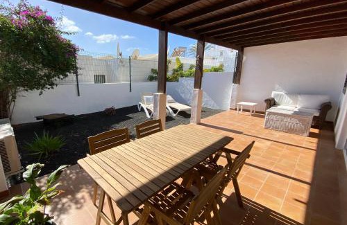 Puerto del Carmen Apartment | Apartamento Natalia