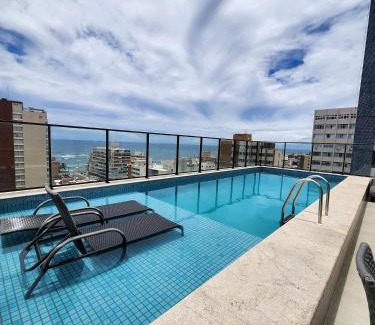 Pituba Apartment | Apartamento novinho em ótima localização, bem próximo à praia e a diversos serviços.