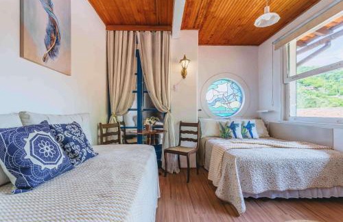 Petropolis Apartment | Apartamento Piscina Cinematográfica em Petrópolis-Itaipava