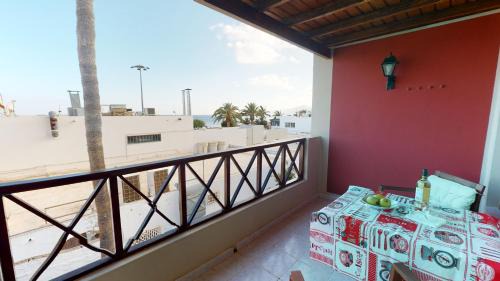 Puerto del Carmen Apartment | APARTAMENTO PRIMERA LINEA PLAYA