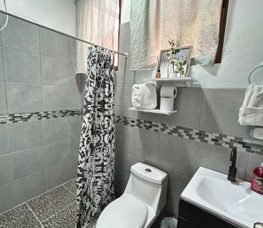 Pajaro Azul Apartment | Apartamento Quepos