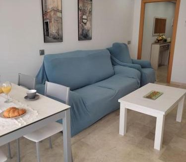 Arroyo de la Miel Apartment | Apartamento renovado en el centro de Benalmádena