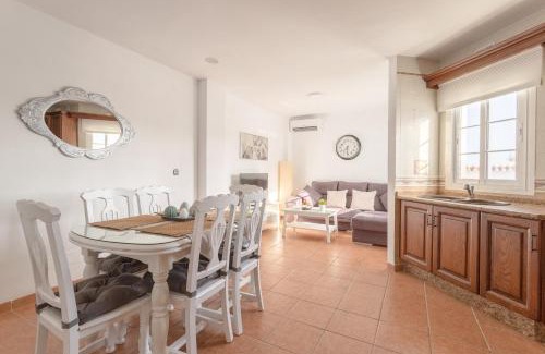 Nerja City Centre Apartment | Apartamento San Juan 18