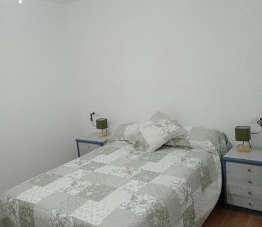 Utrera Apartment | Apartamento Santa Isabel