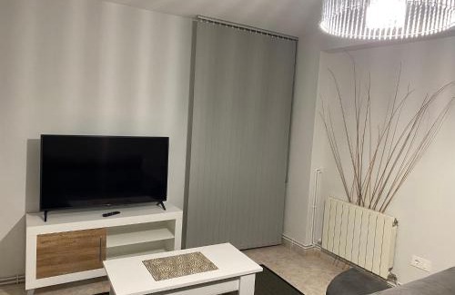 Old Town Apartment | Apartamento Serranos Centro Histórico